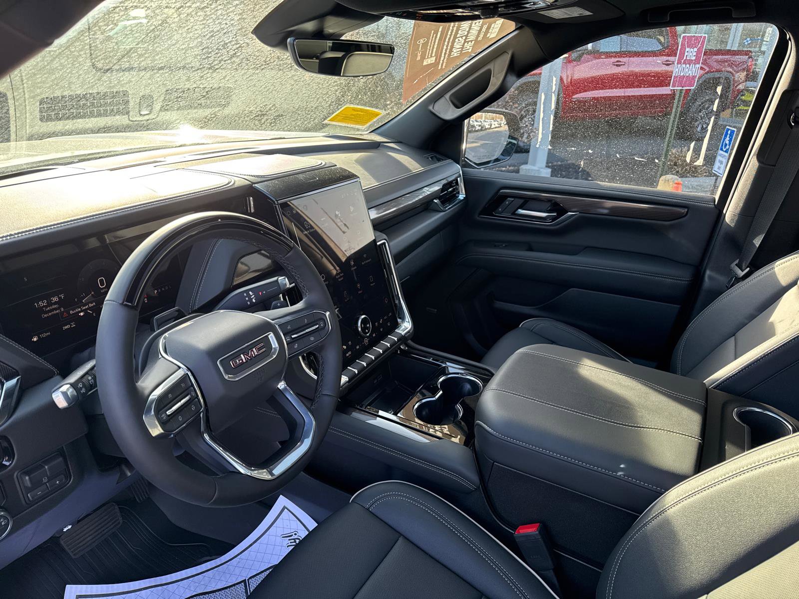 New 2026 GMC Yukon XL Elevation w/ Elevation Premium Package image 12