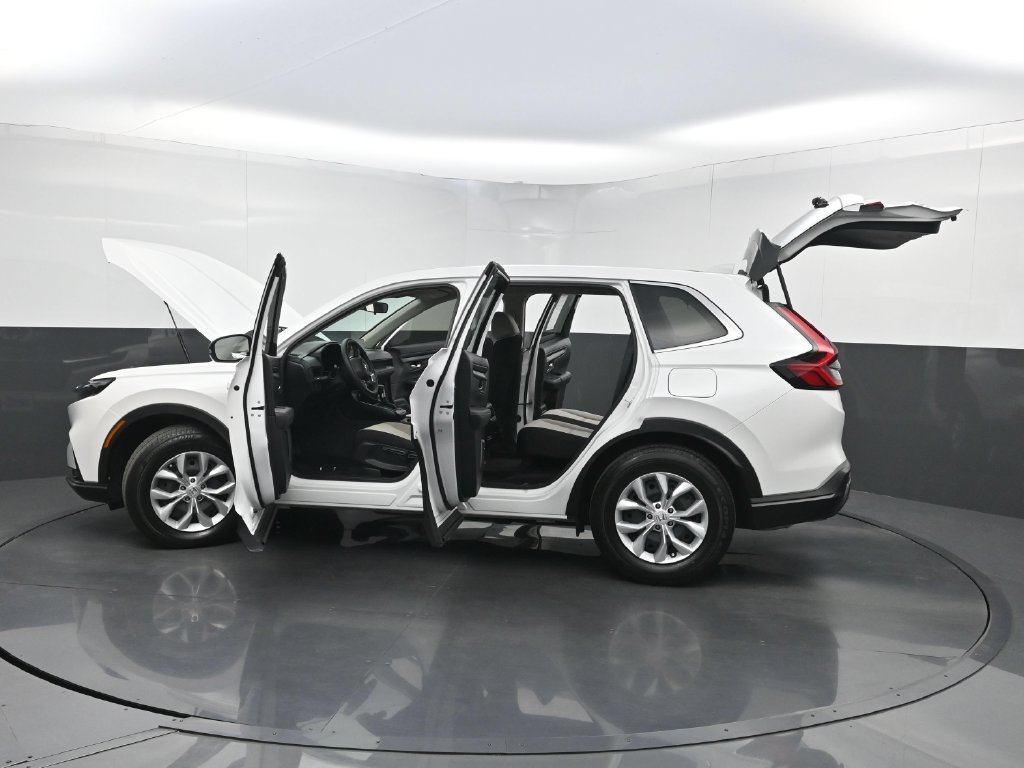 Used 2025 Honda CR-V LX image 31