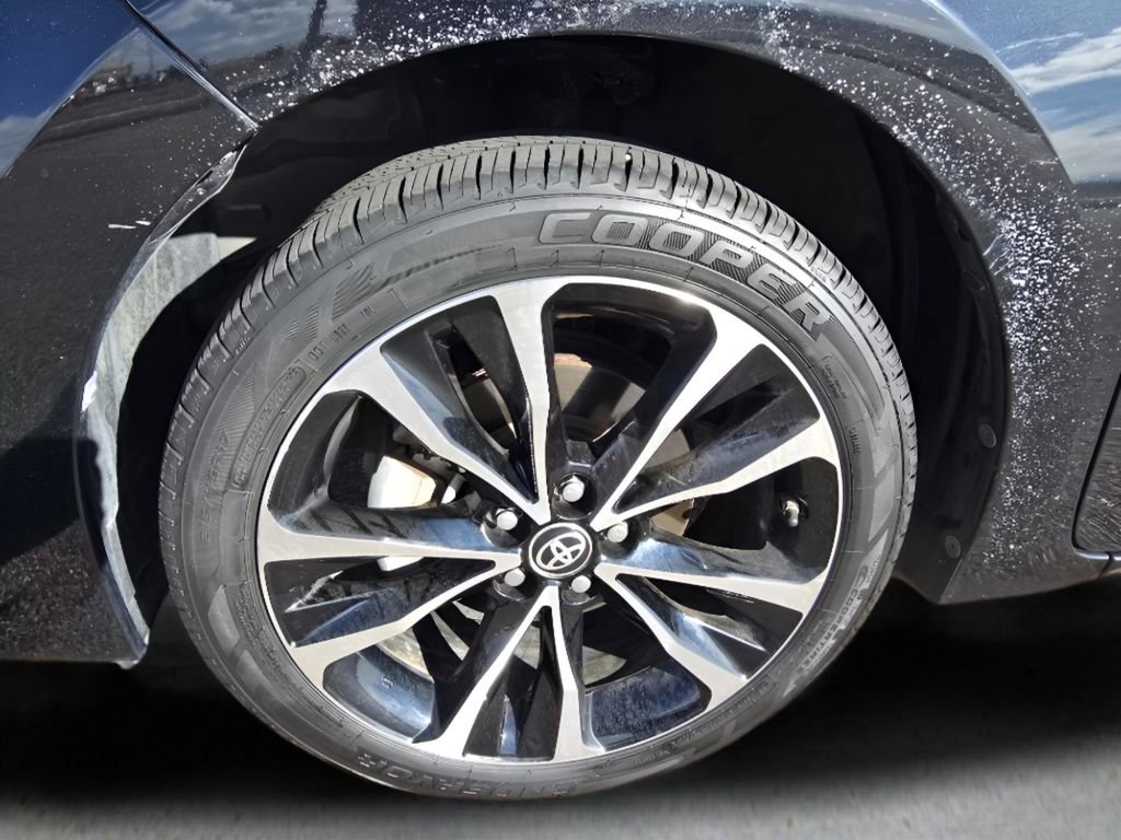 Used 2019 Toyota Corolla SE w/ Carpet Mat Package (TMS) image 9