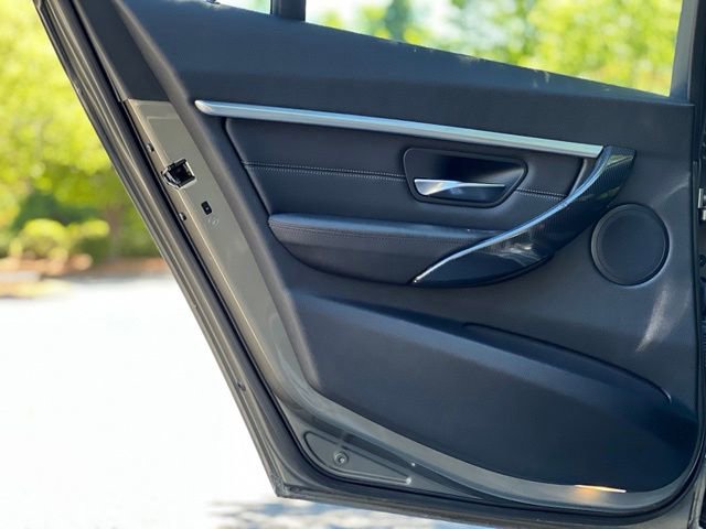 Used 2016 BMW 328i Sedan RWD image 14