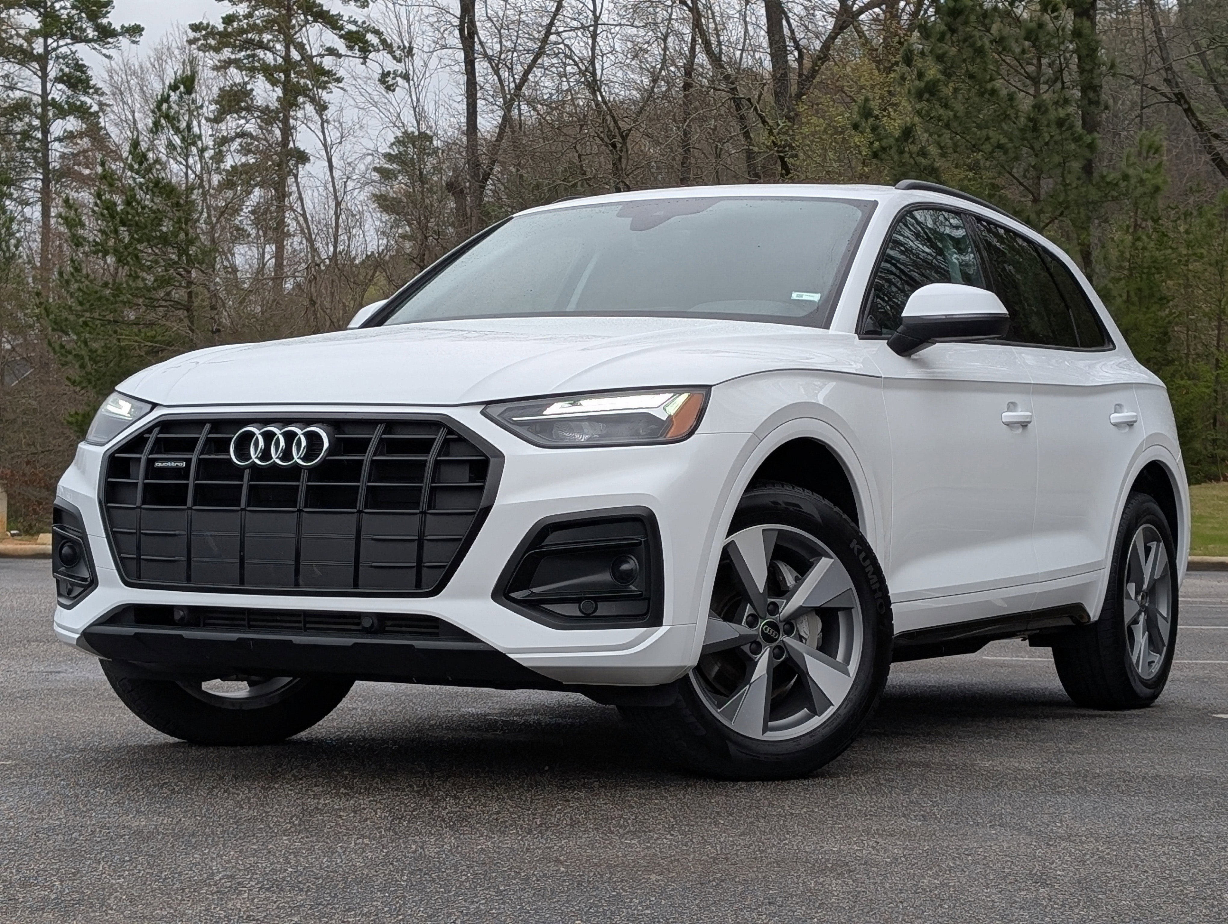 Used 2025 Audi Q5 Premium w/ Convenience Plus Package image 4