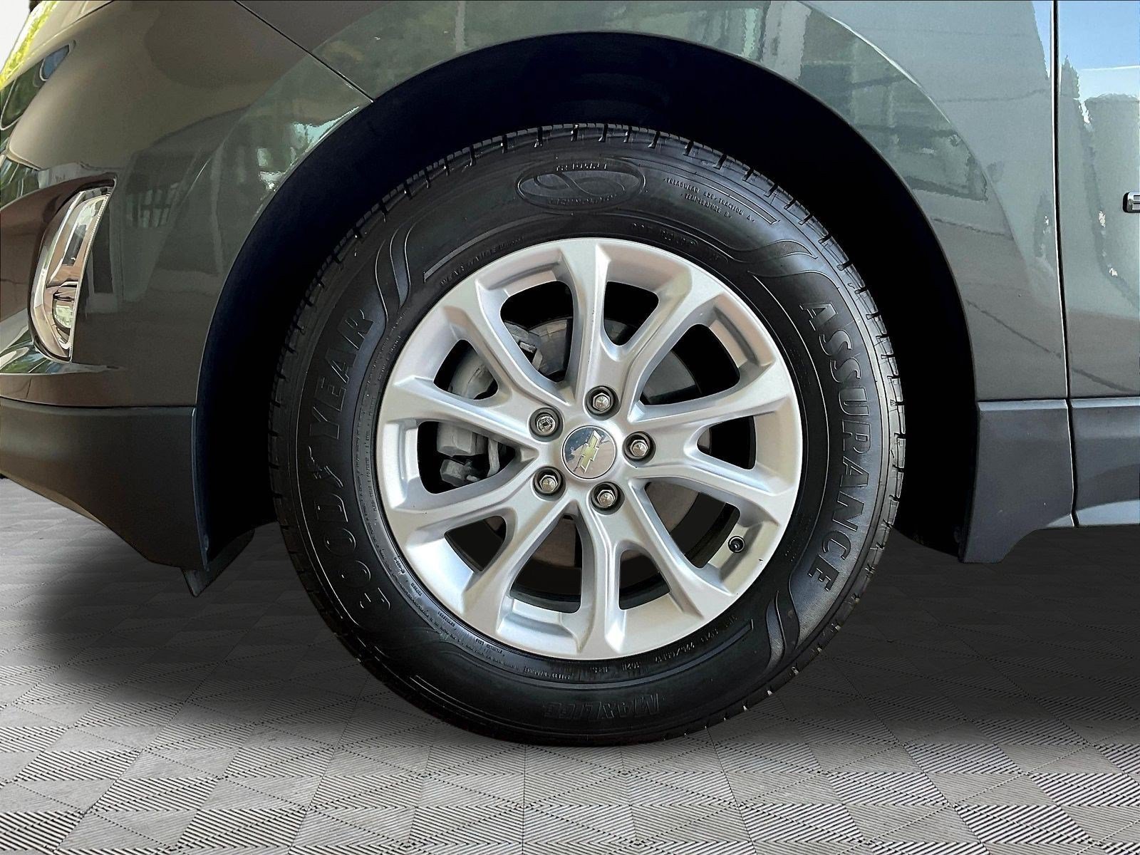 Used 2019 Chevrolet Equinox LT FWD image 31
