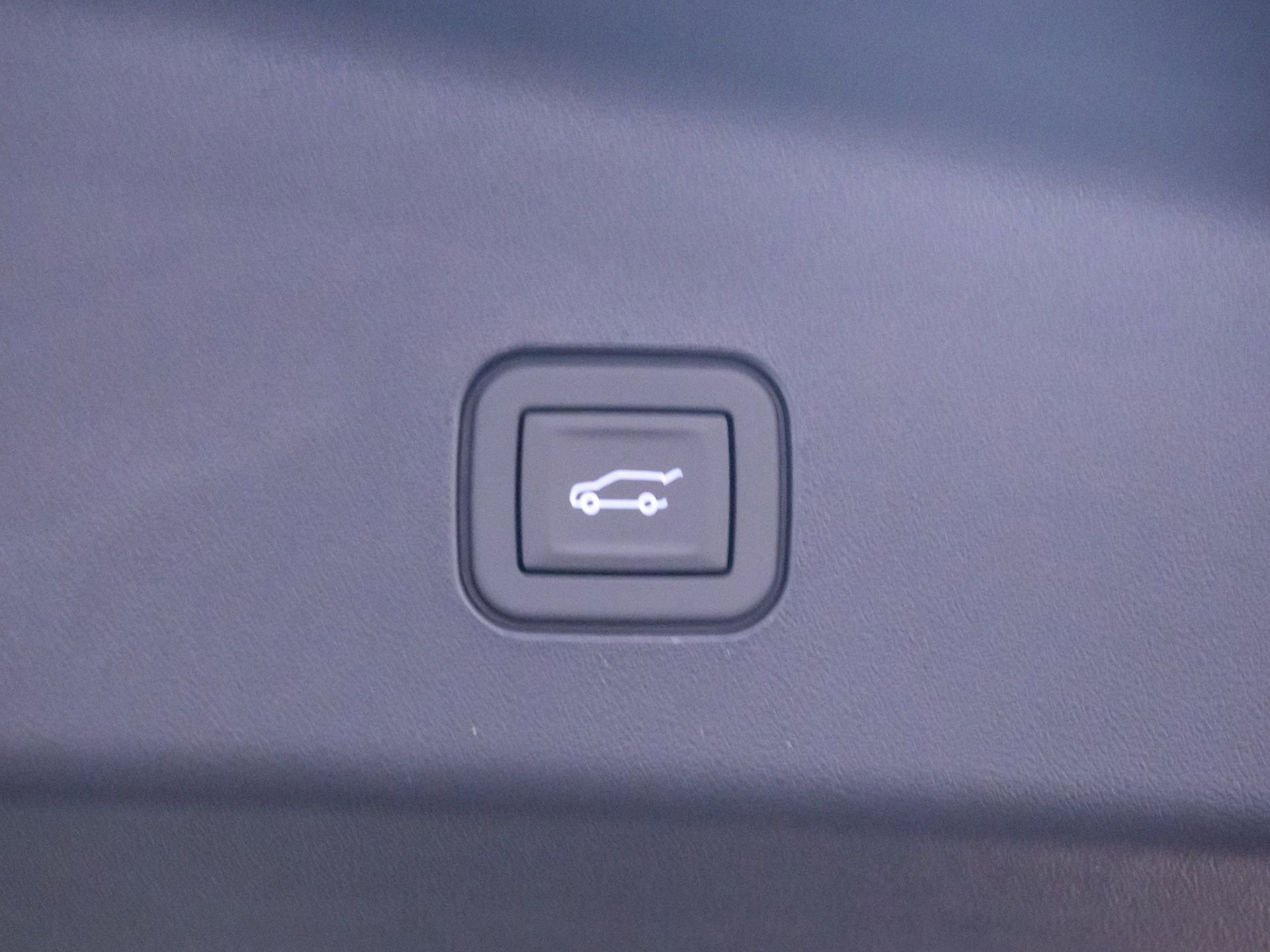 New 2026 Cadillac Vistiq Sport w/ LPO, Floor Liner Package AWD/4WD image 32