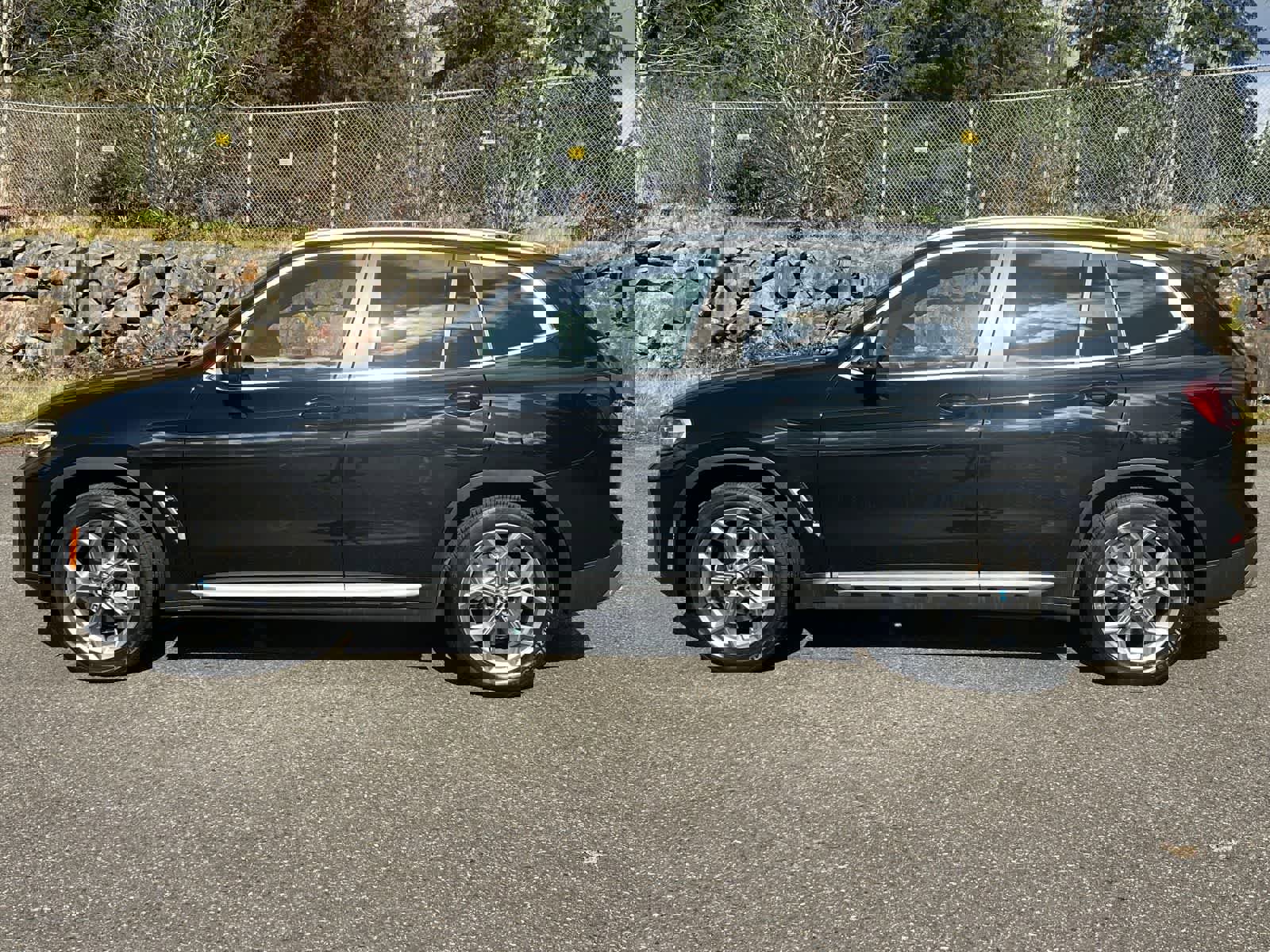 Used 2022 BMW X3 xDrive30i w/ Premium Package image 2