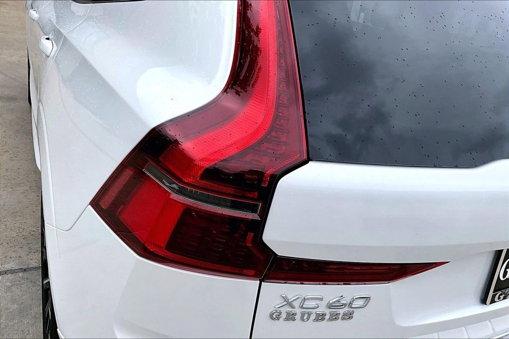 New 2026 Volvo XC60 T8 Plus w/ Protection Package Premier AWD/4WD image 43
