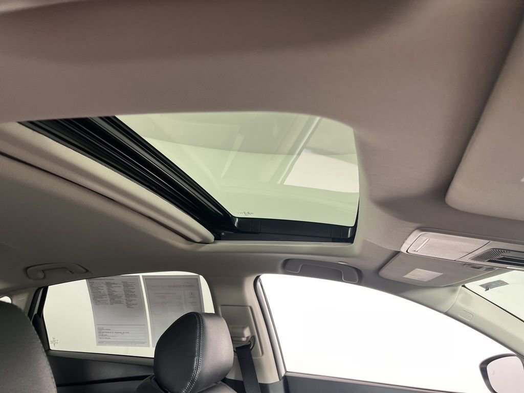 Certified 2024 Honda Accord EX image 5