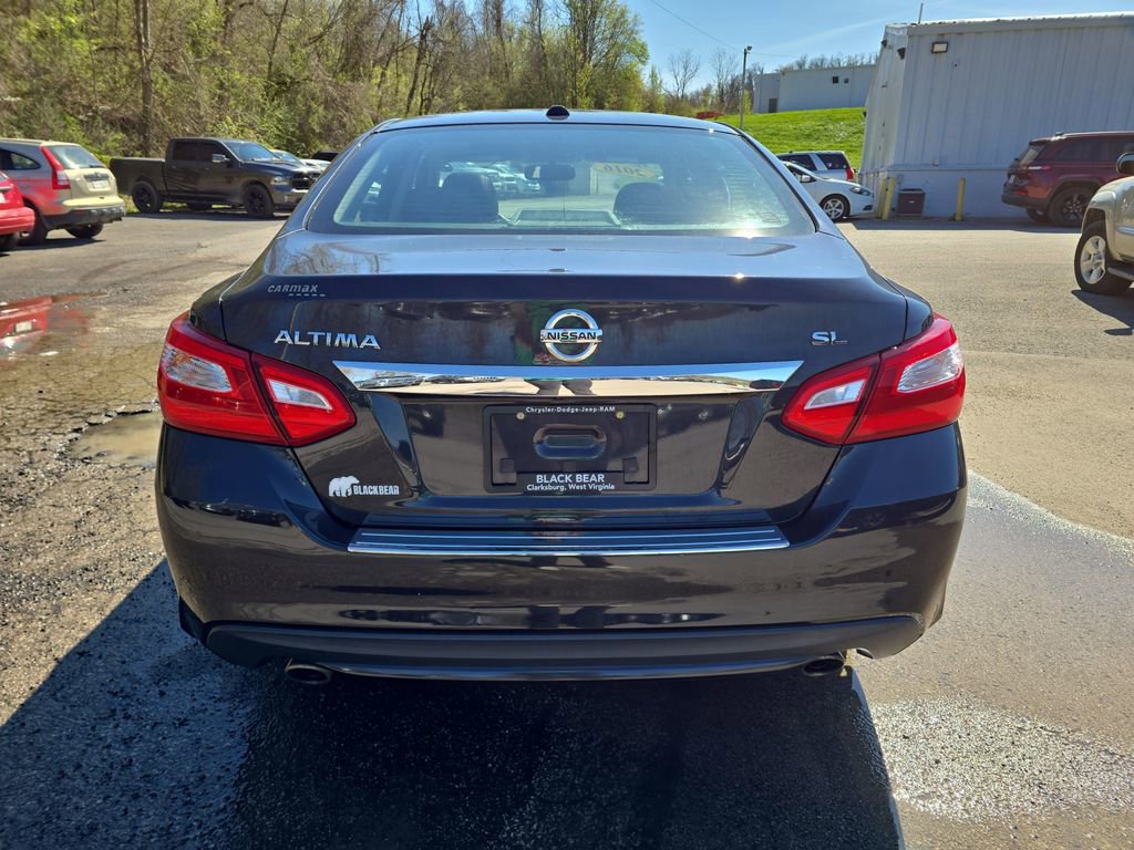 Used 2016 Nissan Altima 2.5 SL w/ 2.5 Technology w/LED Package image 5