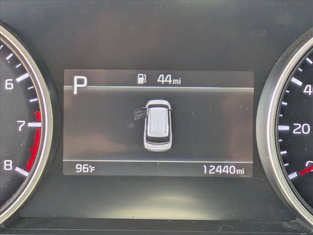 Used 2024 Kia Carnival LX FWD image 6