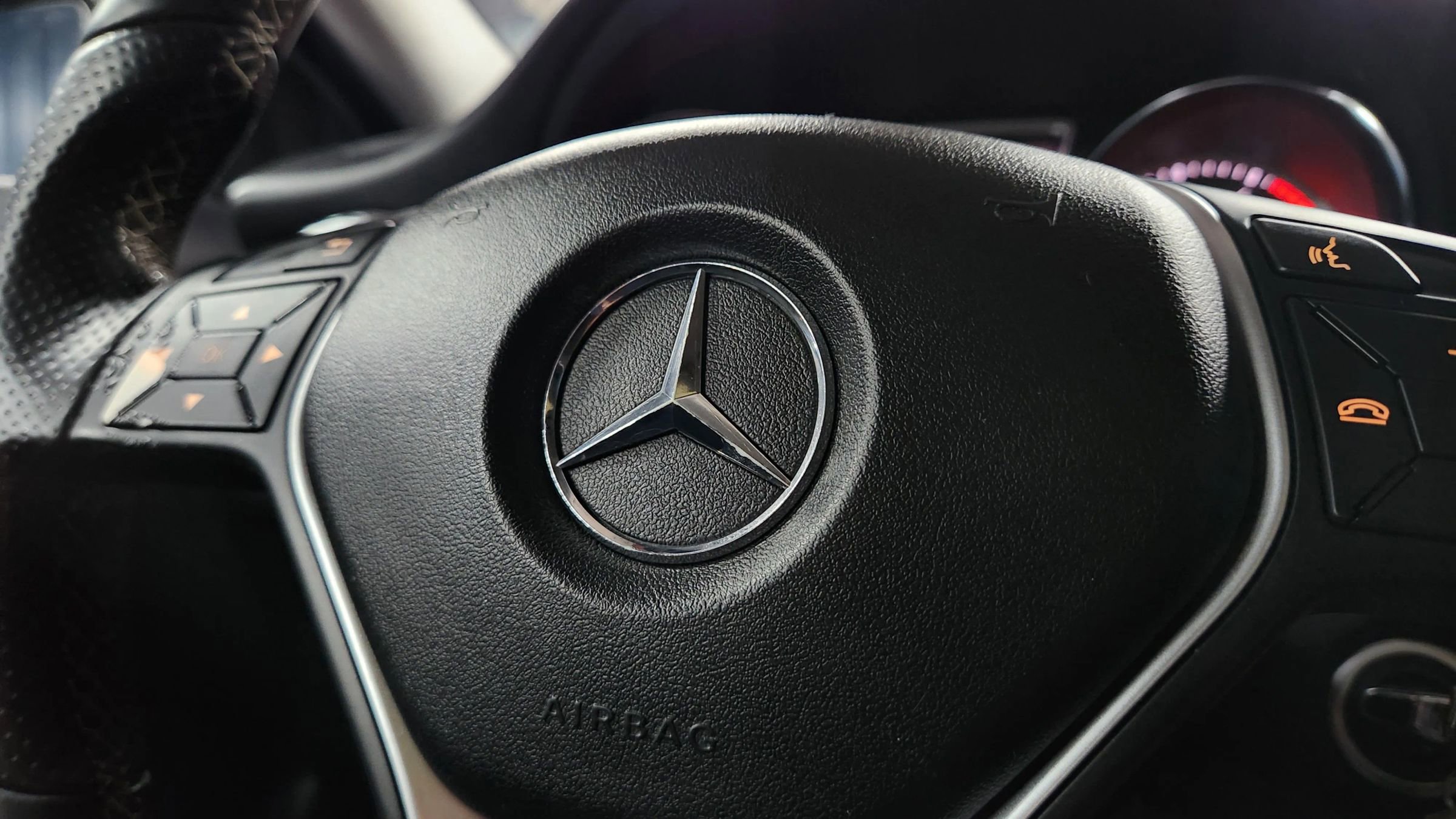 Used 2015 Mercedes-Benz GLA 250 4MATIC image 24