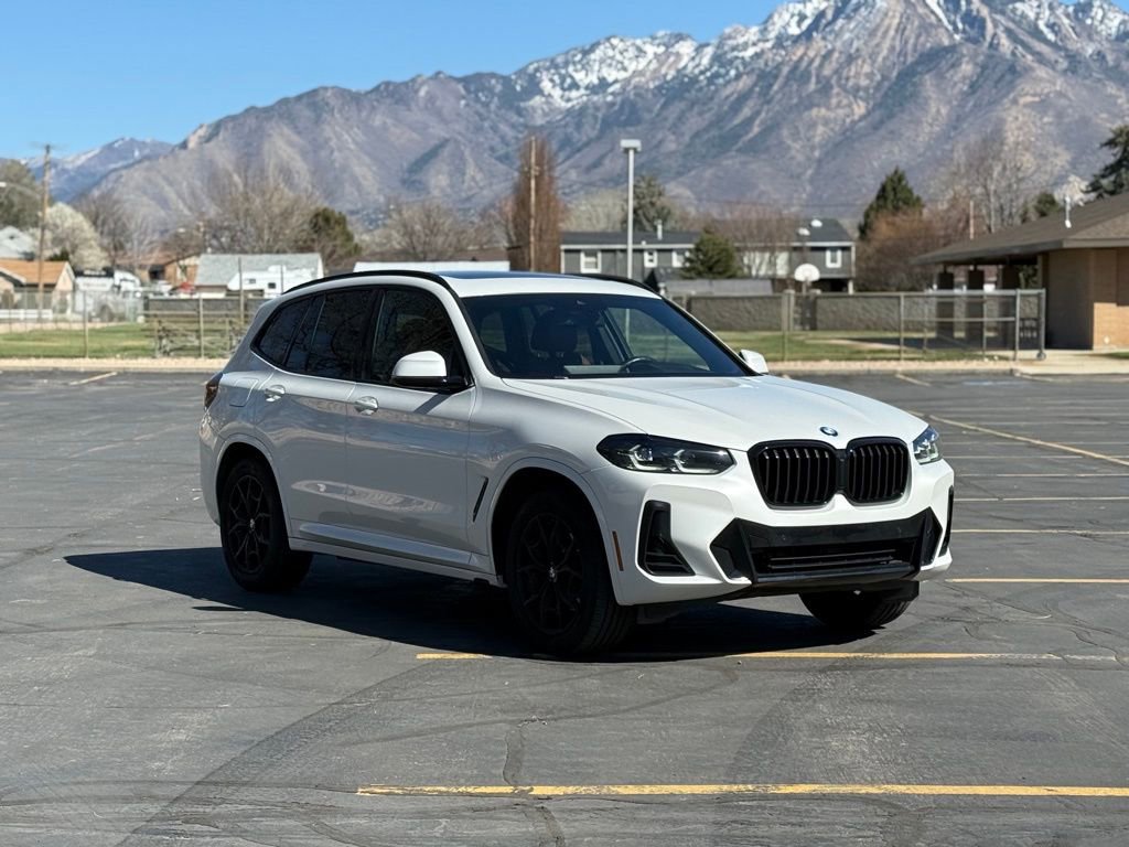 Used 2023 BMW X3 xDrive30i w/ M Sport Package image 3