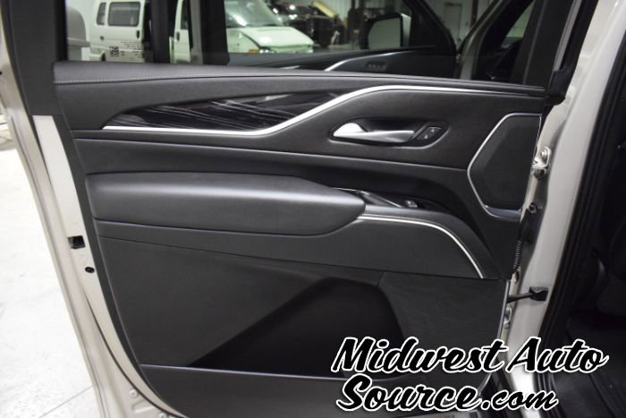 Used 2023 Cadillac Escalade ESV Sport w/ LPO, Illumination Package image 22