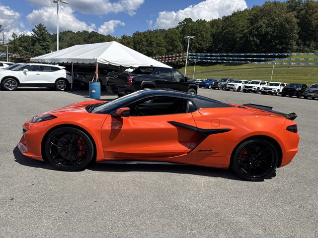 New 2025 Chevrolet Corvette Z06 RWD image 8