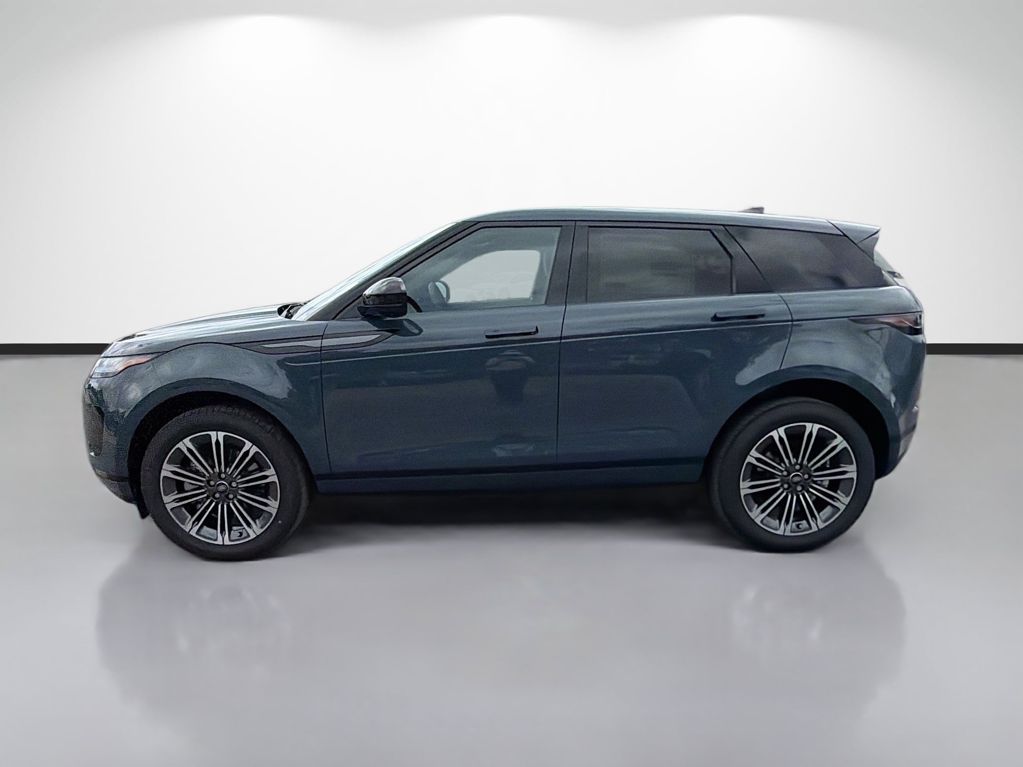 New 2026 Land Rover Range Rover Evoque S AWD/4WD image 2