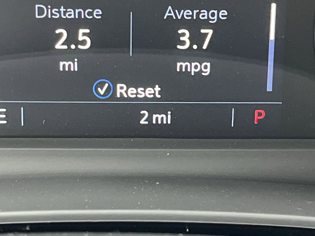 New 2026 Cadillac XT5 Luxury w/ LPO, ONYX Package image 4