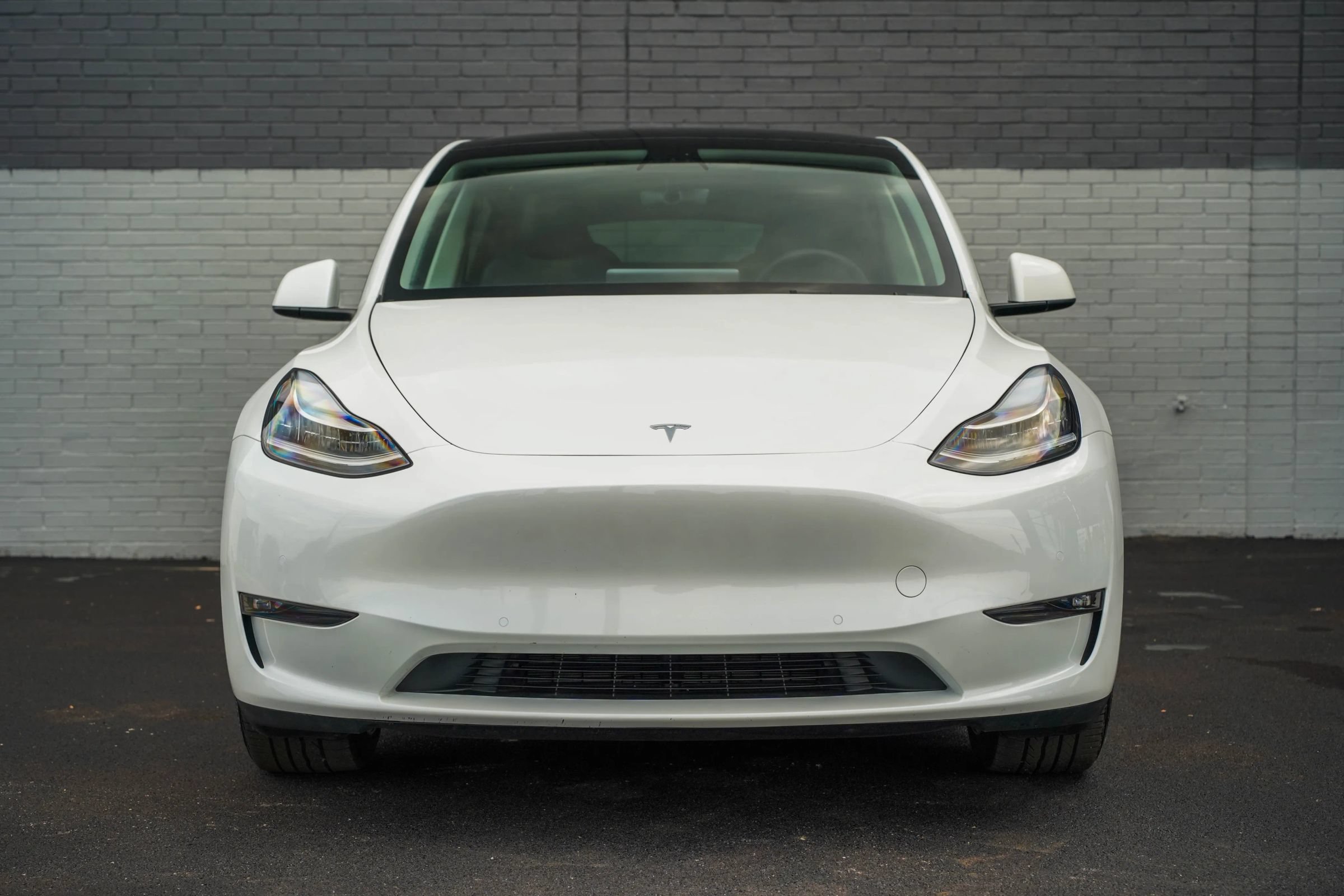 Used 2022 Tesla Model Y Long Range AWD/4WD image 2
