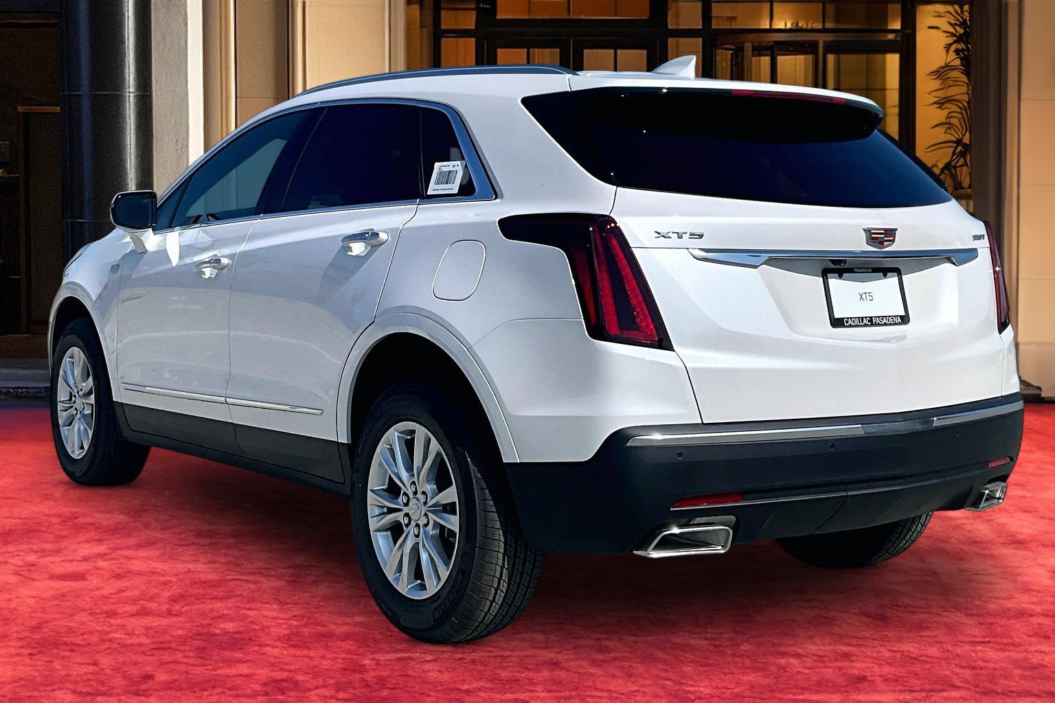 New 2026 Cadillac XT5 Luxury w/ LPO, Floor Liner Package FWD image 4