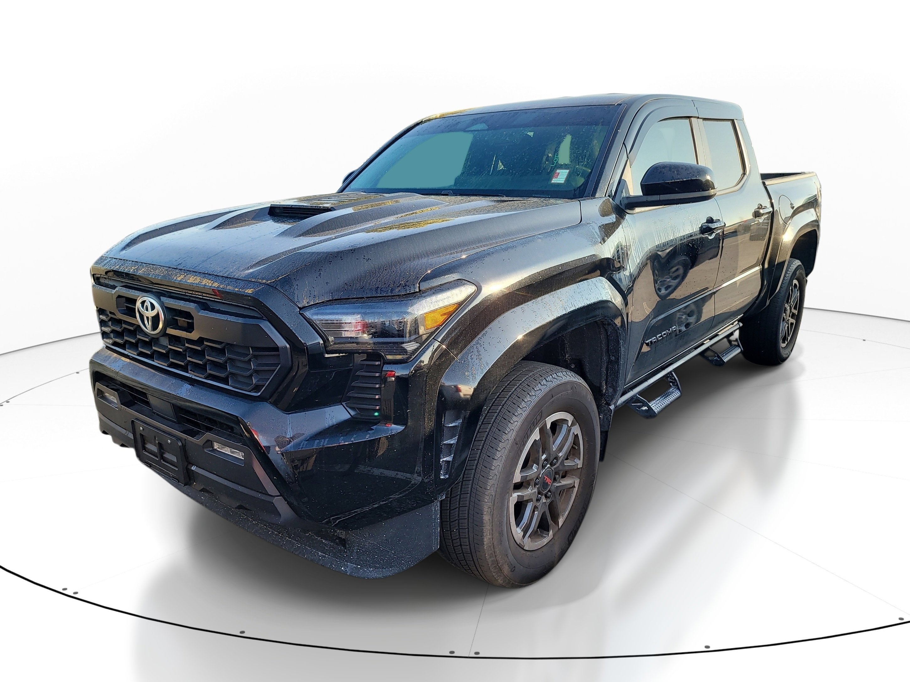 Used 2024 Toyota Tacoma TRD Sport image 2