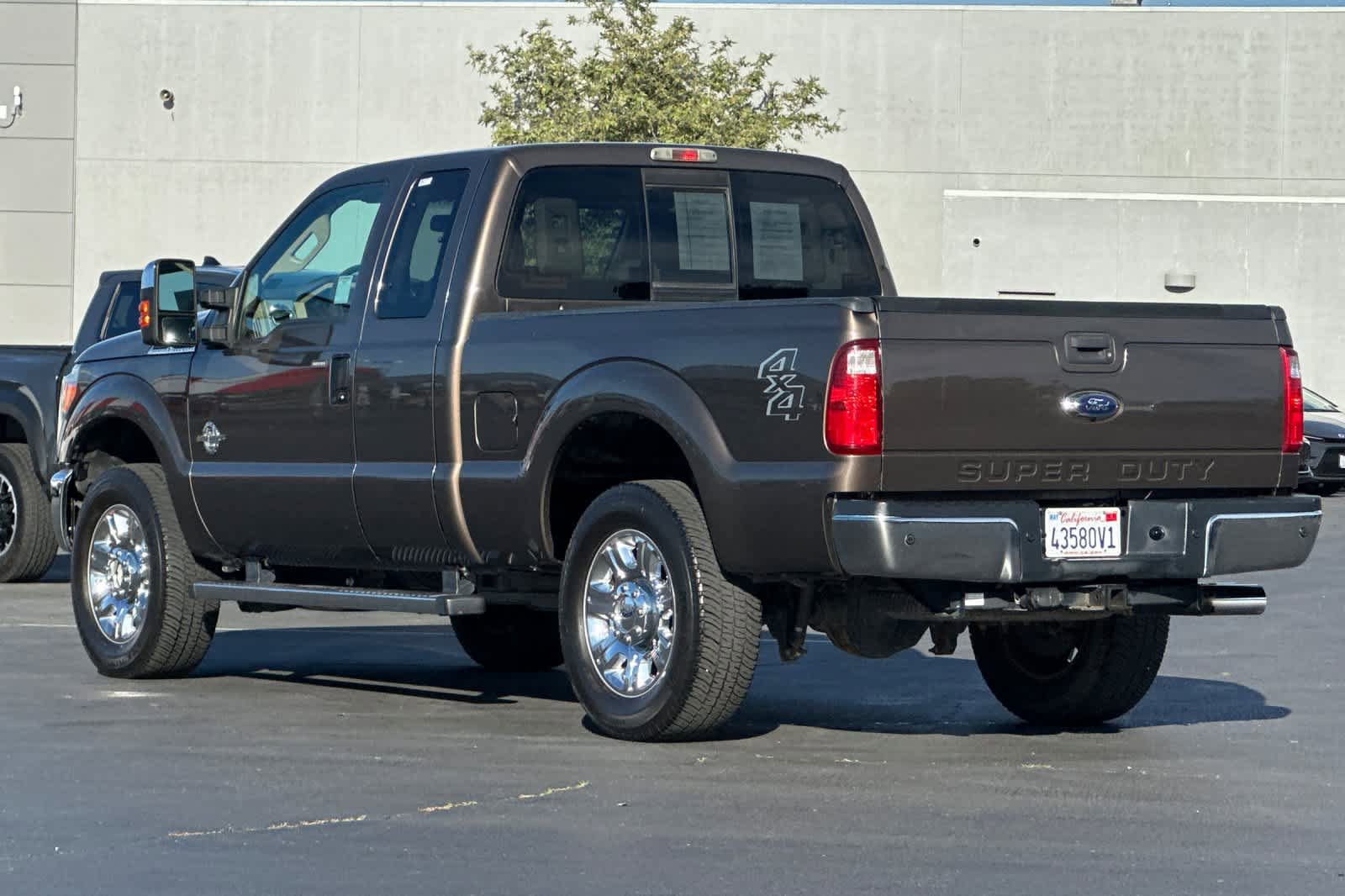 Used 2015 Ford F250 Lariat w/ Chrome Package image 5