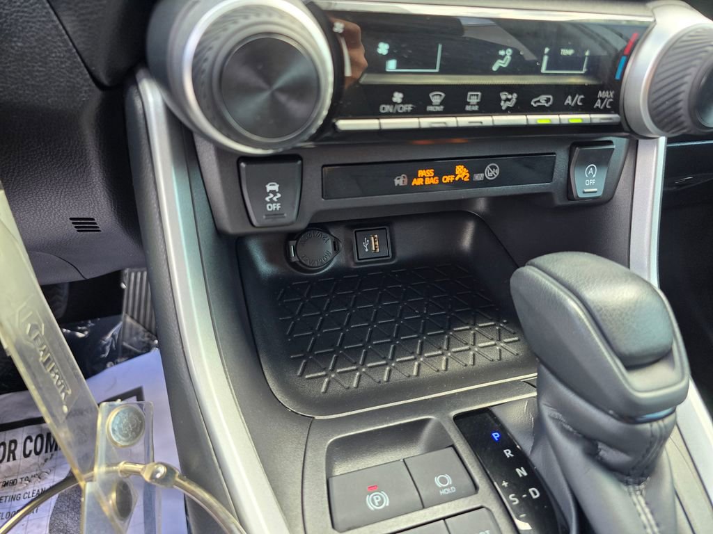 Used 2025 Toyota RAV4 LE image 24