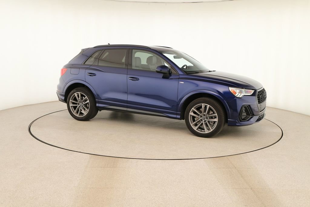 Used 2025 Audi Q3 2.0T Premium w/ Convenience Package image 9