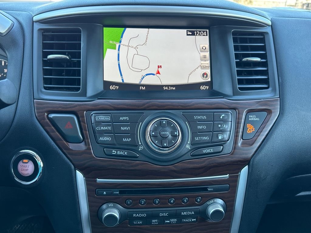 Used 2020 Nissan Pathfinder Platinum image 14