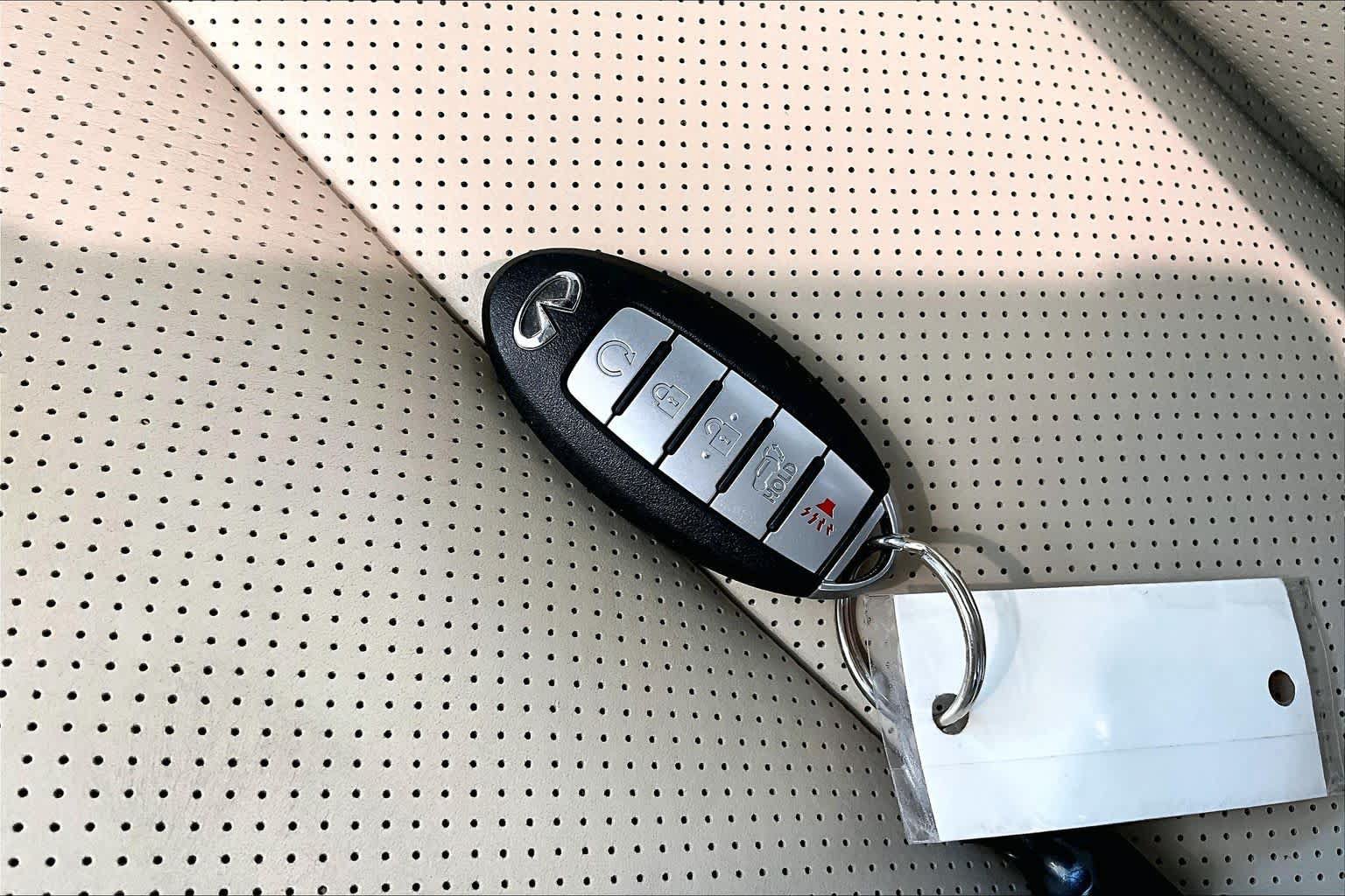 Used 2019 INFINITI QX50 Essential w/ Sensory Package FWD image 14
