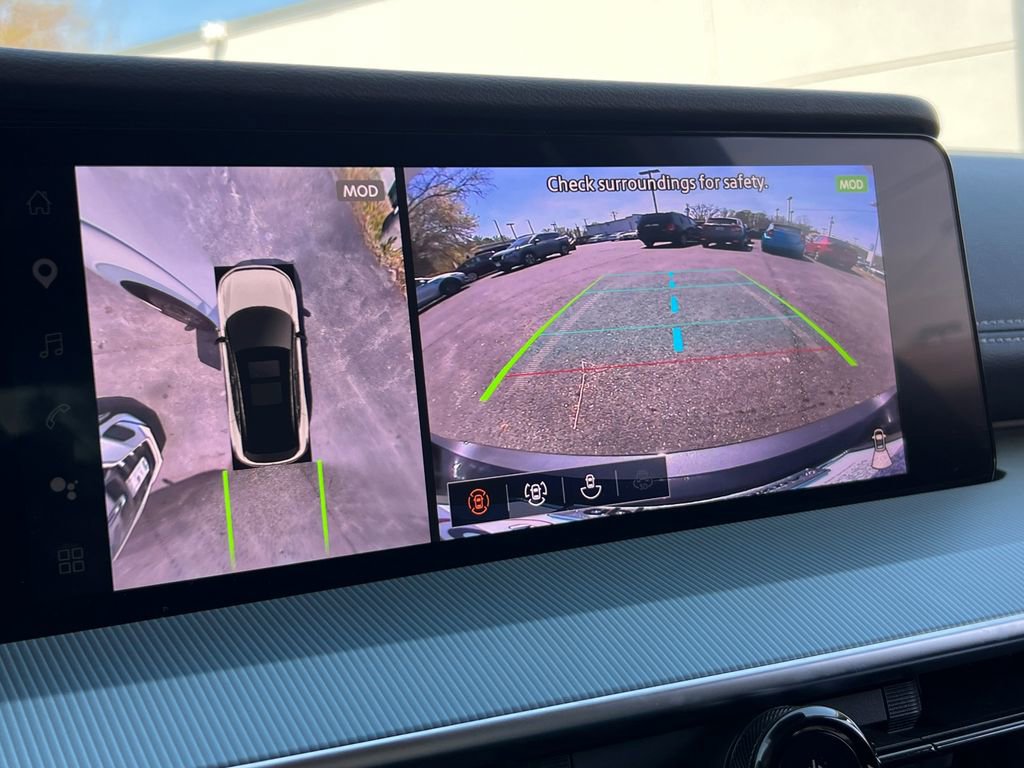 Used 2025 Nissan Murano Platinum w/ Cargo Package image 28