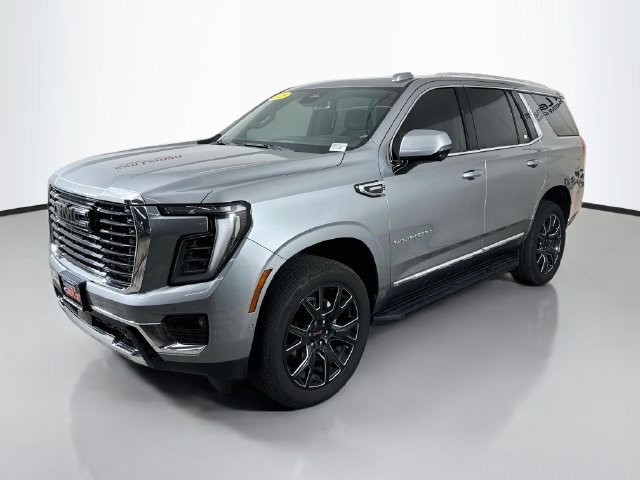Used 2025 GMC Yukon Elevation AWD/4WD image 3