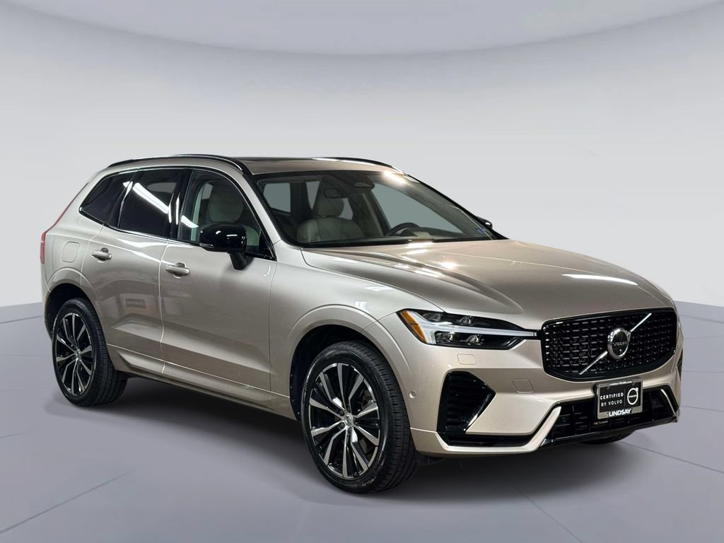 Used 2023 Volvo XC60 T8 Plus w/ Climate Package AWD/4WD image 6