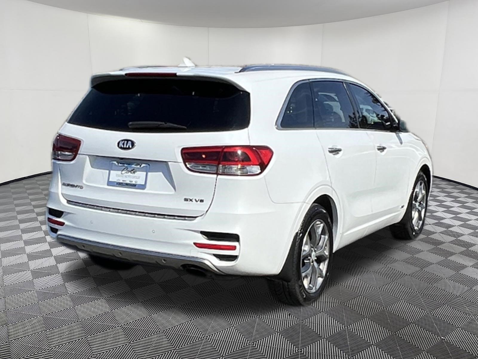 Used 2017 Kia Sorento SX AWD/4WD image 6