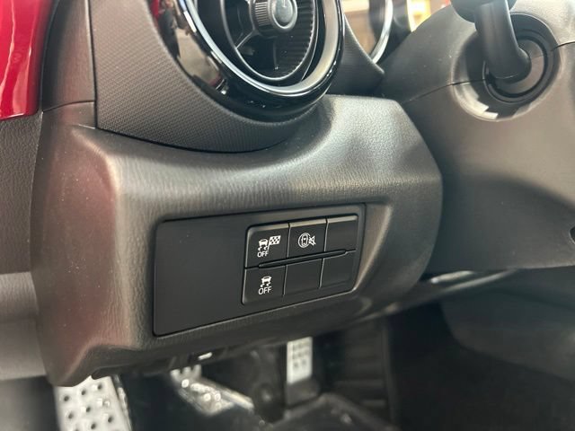 New 2026 MAZDA MX-5 Miata Club w/ Interior Package RWD image 11