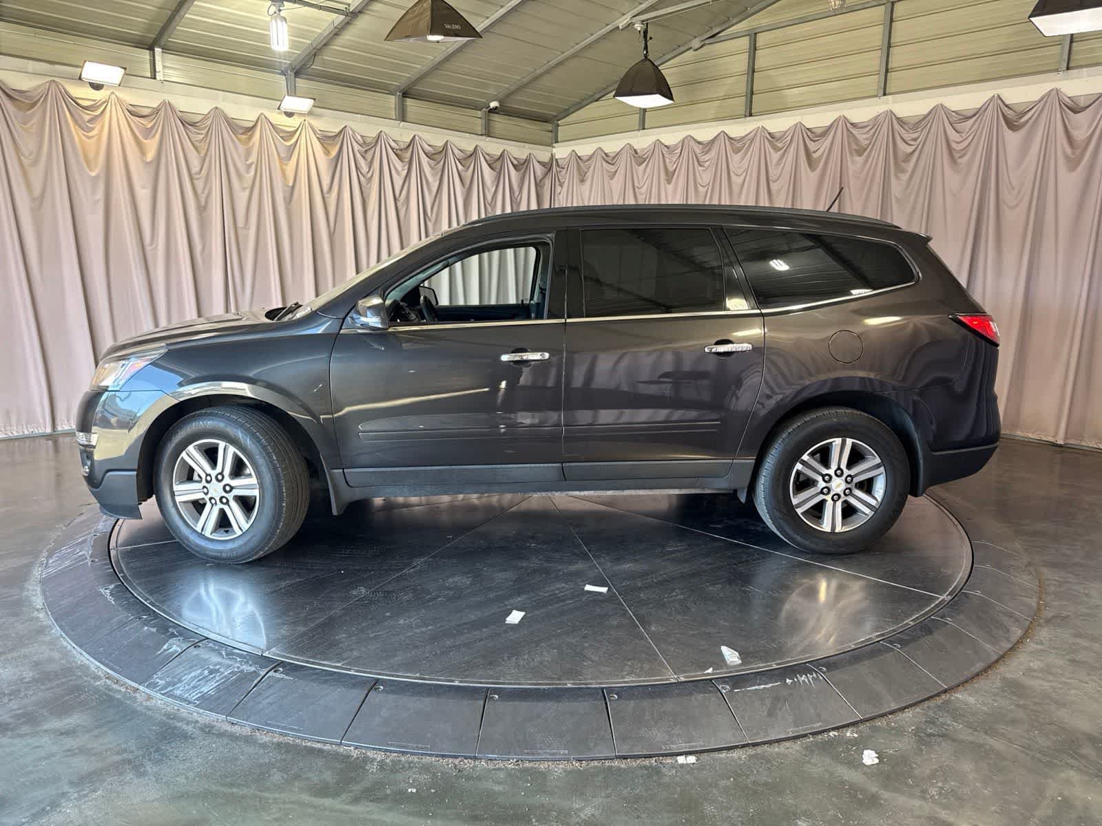 Used 2015 Chevrolet Traverse LT FWD image 7