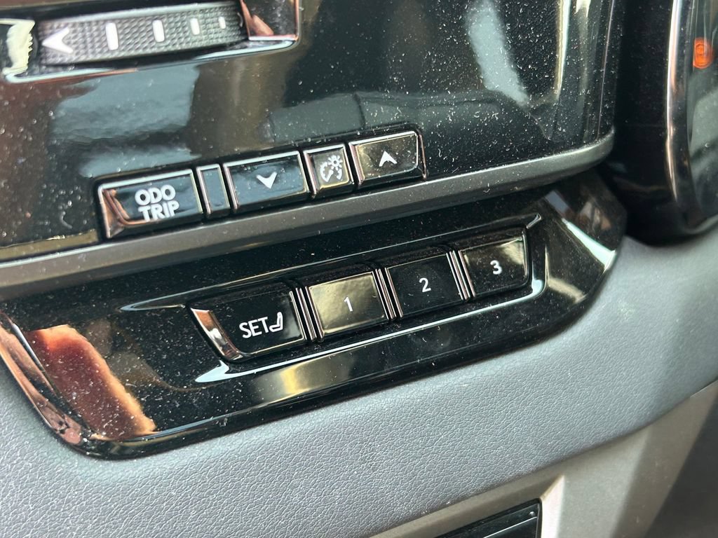 Used 2023 Lexus RX 500h F Sport w/ Accessory Package (K3) AWD/4WD image 28
