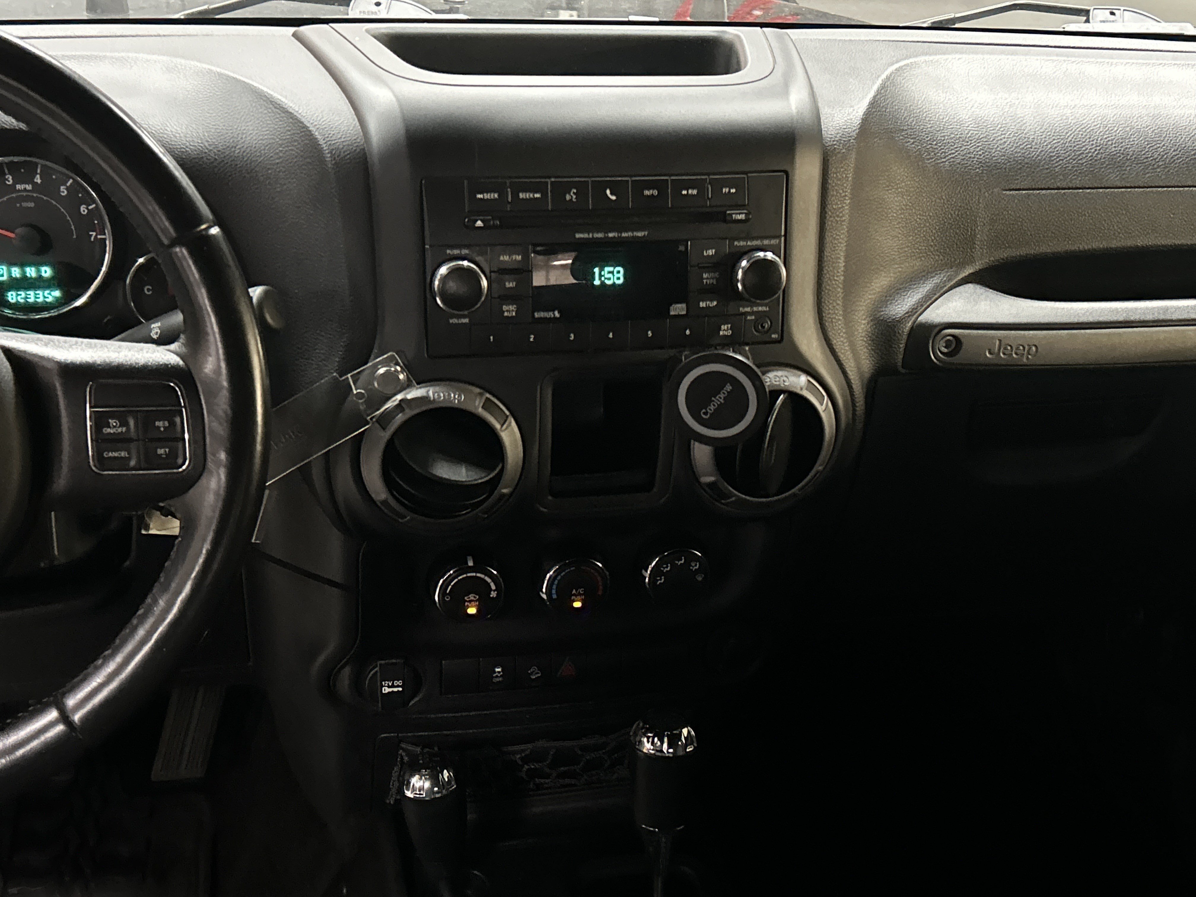 Used 2017 Jeep Wrangler Unlimited Sport w/ Connectivity Group AWD/4WD image 31