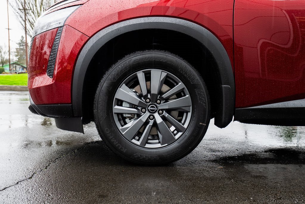 New 2026 Nissan Pathfinder SV image 7