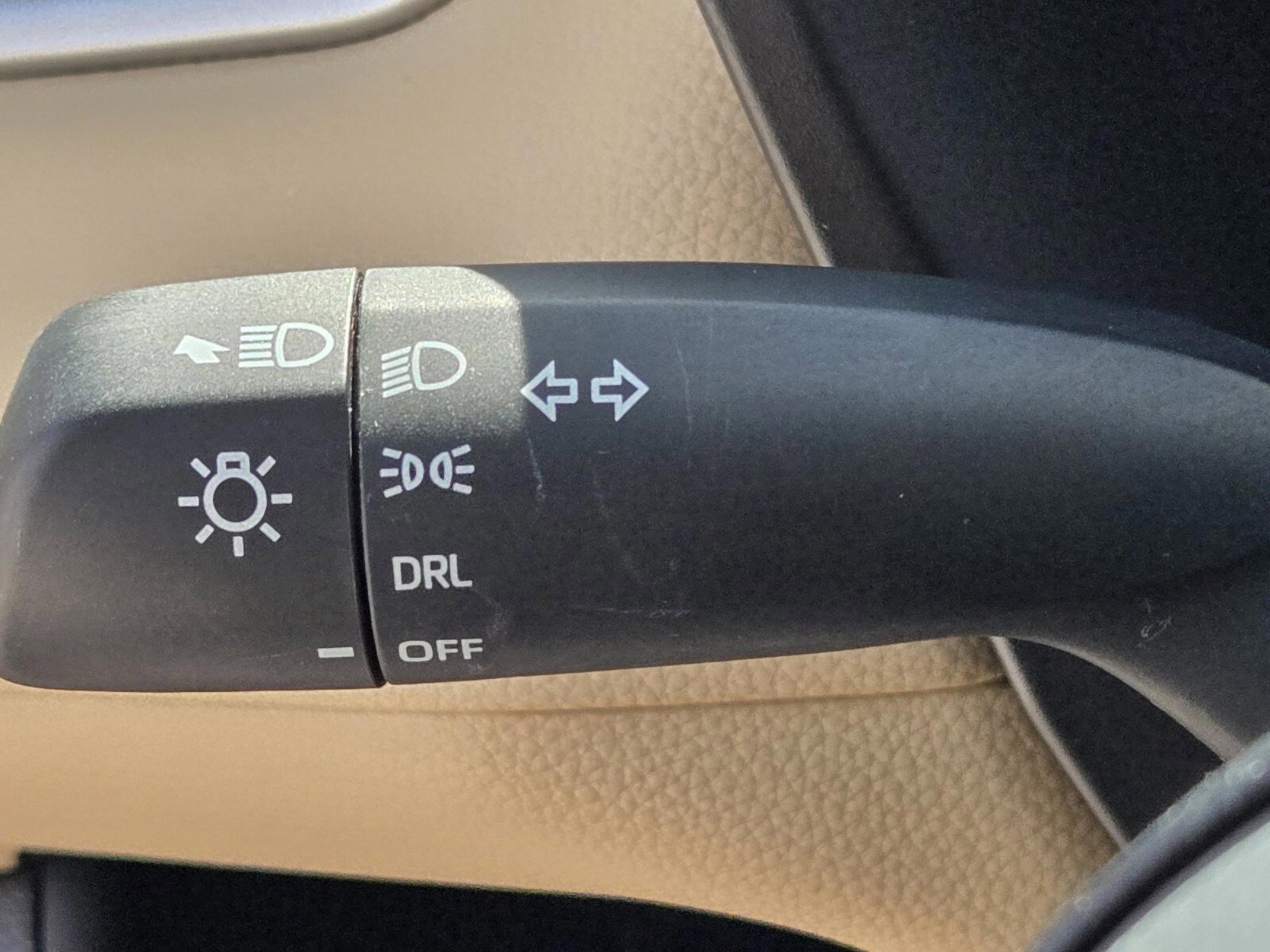 Used 2020 Toyota RAV4 LE image 46