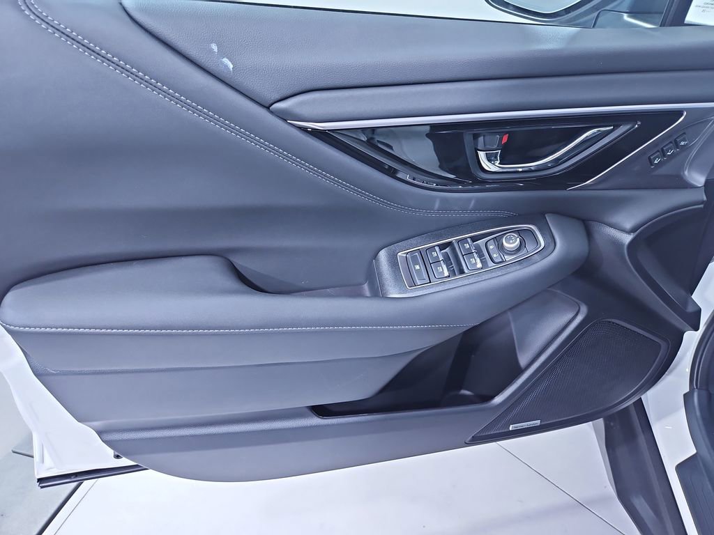 New 2025 Subaru Outback Limited image 10