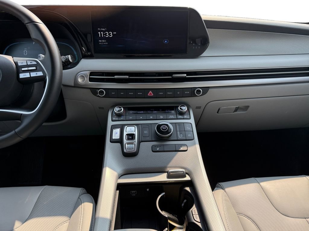 Used 2024 Hyundai Palisade SEL image 11