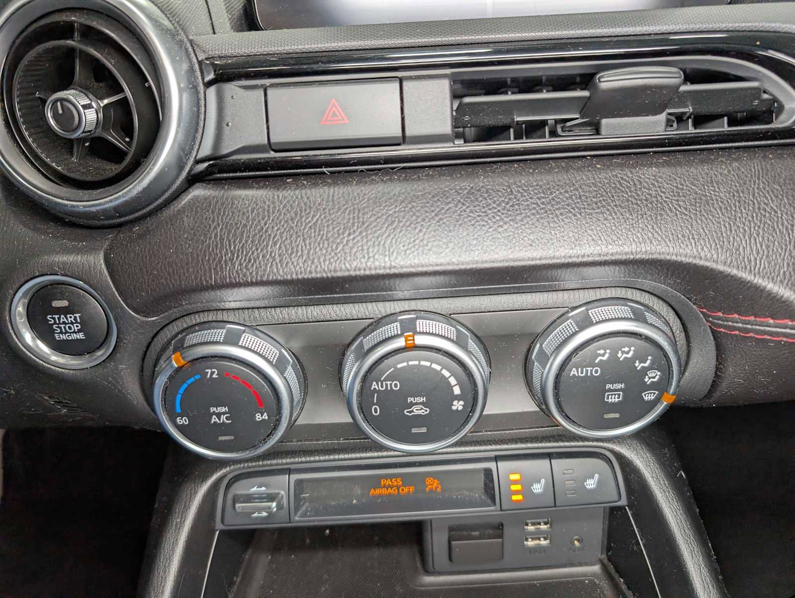 Used 2019 MAZDA MX-5 Miata RF Grand Touring image 34