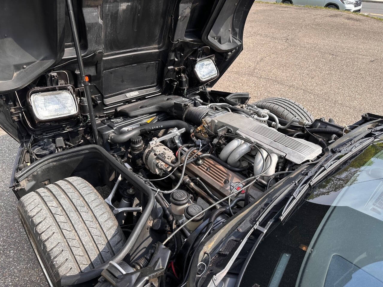 Used 1989 Chevrolet Corvette Coupe RWD image 25