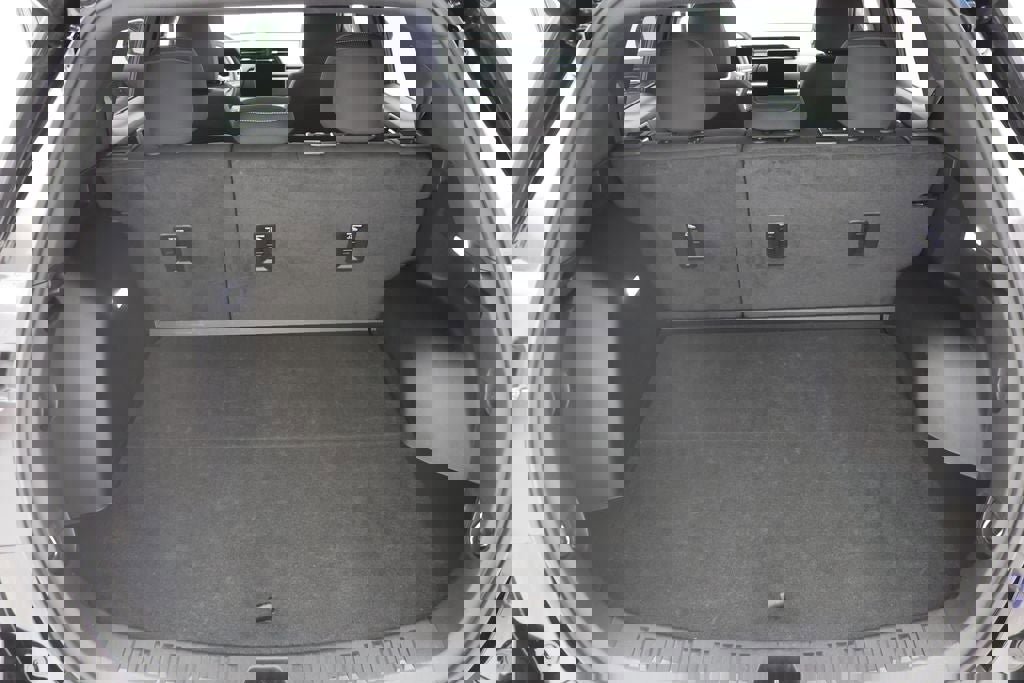 Used 2025 GMC Terrain Elevation image 25