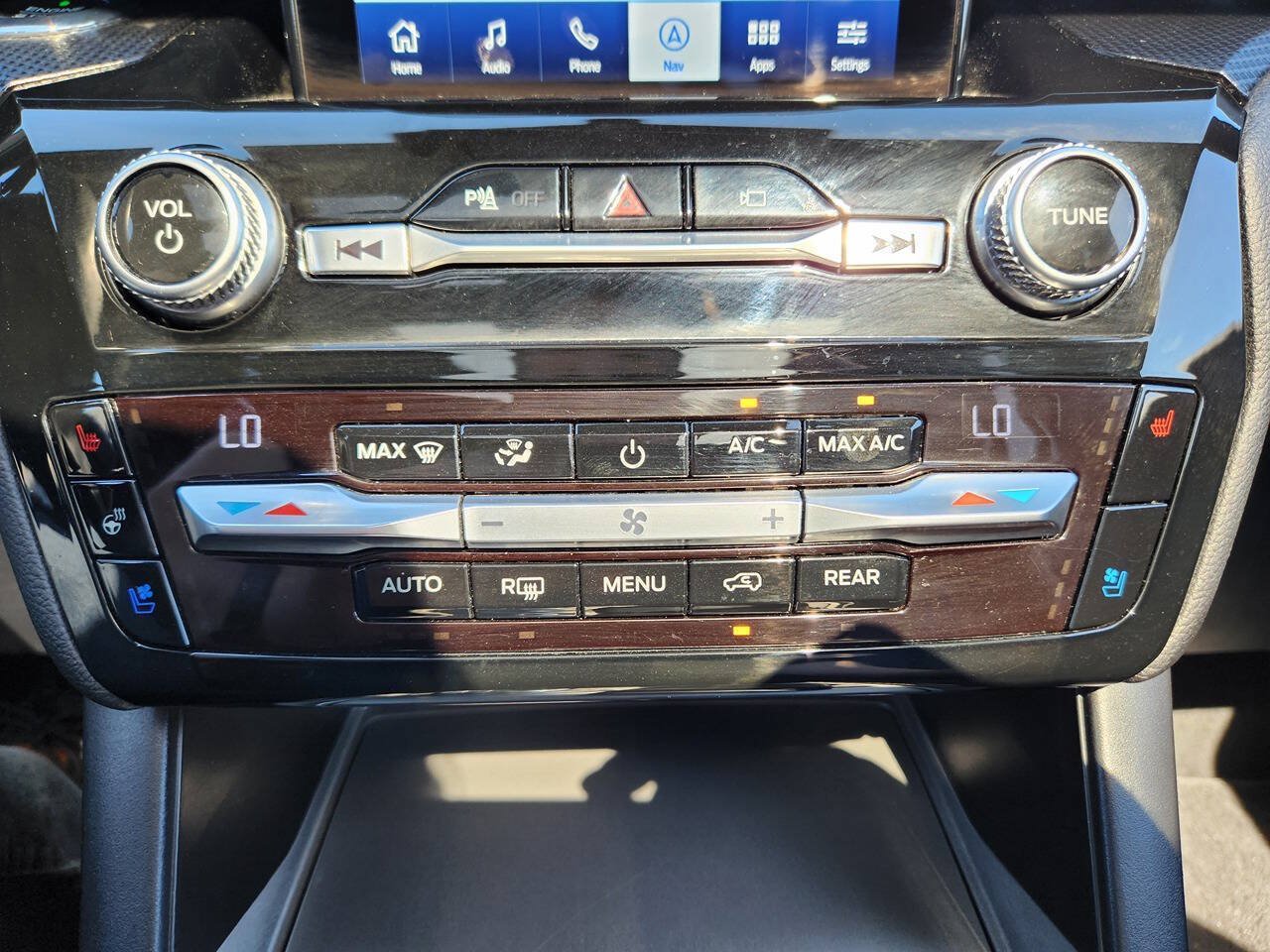 Used 2021 Ford Explorer ST w/ Equipment Group 401A AWD/4WD image 29