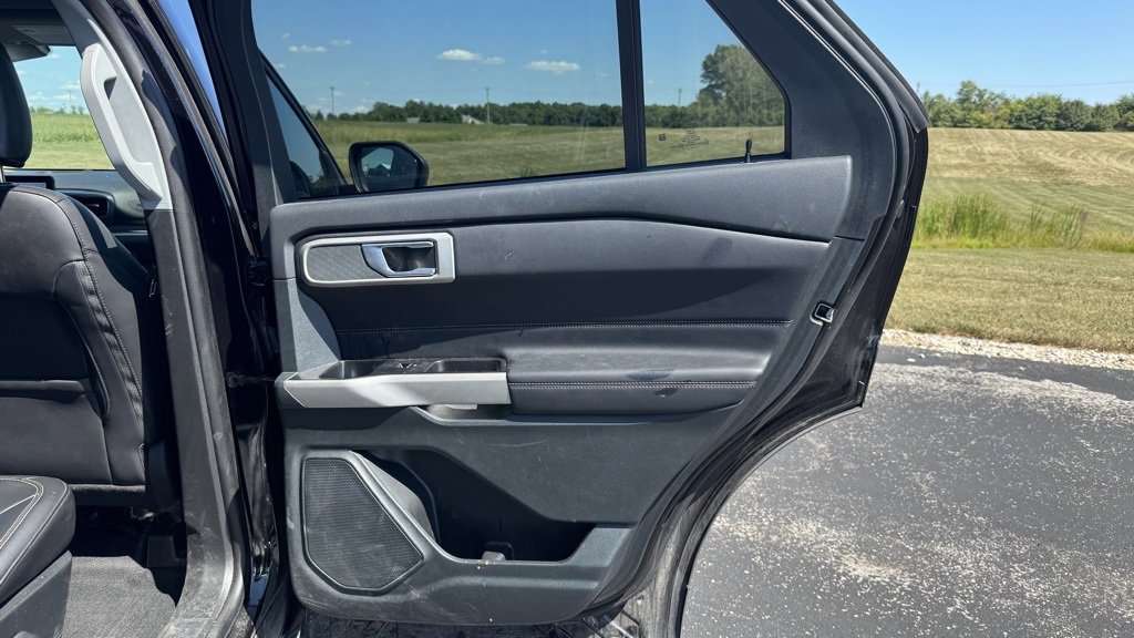 Used 2023 Ford Explorer XLT w/ Equipment Group 202A image 16