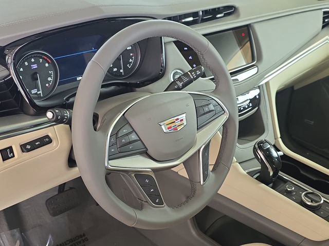 New 2026 Cadillac XT5 Premium Luxury w/ Driver Assist Package image 16