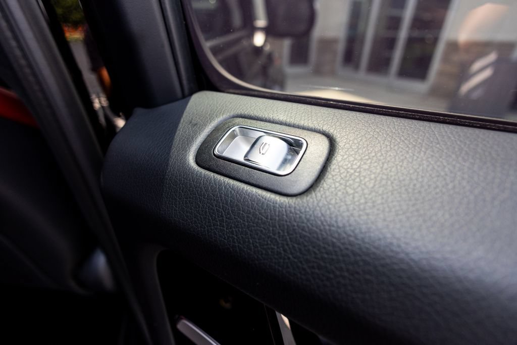 Used 2025 Mercedes-Benz G 550 image 56