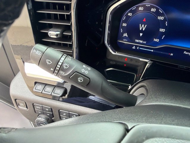 Used 2024 Chevrolet Silverado 3500 High Country w/ Technology Package AWD/4WD image 29