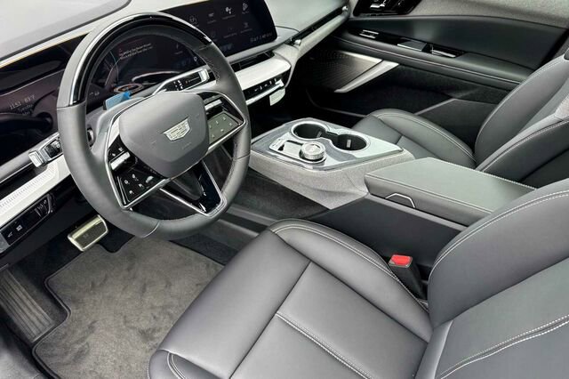 New 2026 Cadillac Optiq Sport 1 AWD/4WD image 10
