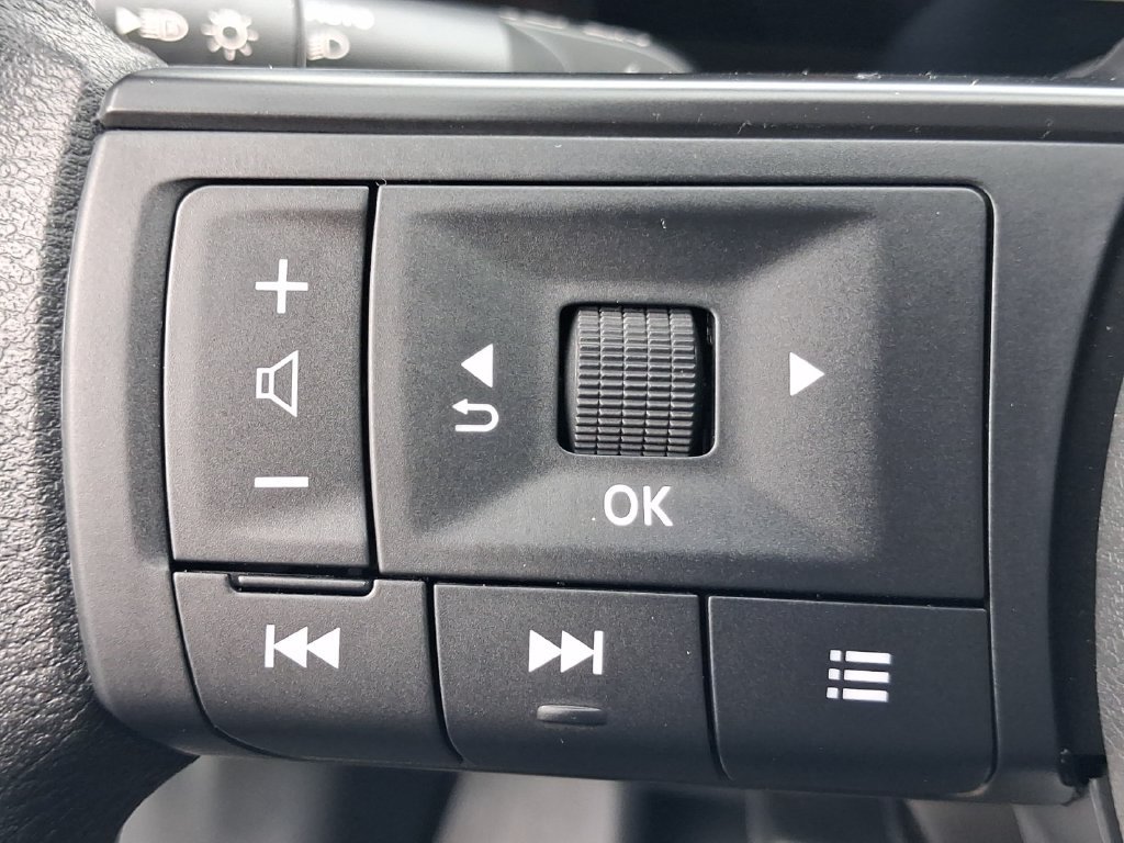 New 2027 Nissan Kicks S FWD image 11