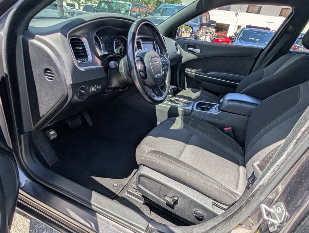 Certified 2022 Dodge Charger SXT image 11