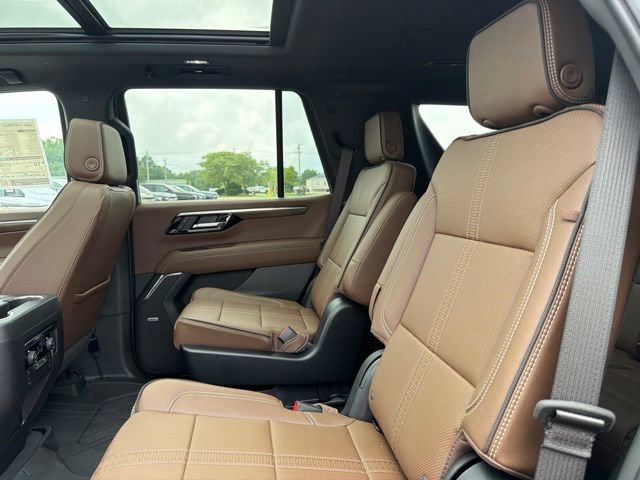 New 2026 Chevrolet Tahoe High Country AWD/4WD image 17